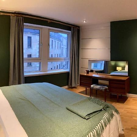Stylish 2 Bed Accessible Flat Perfect Location Apartment Glasgow Luaran gambar