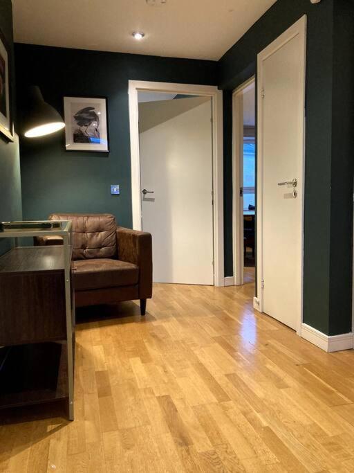 Stylish 2 Bed Accessible Flat Perfect Location Apartment Glasgow Luaran gambar