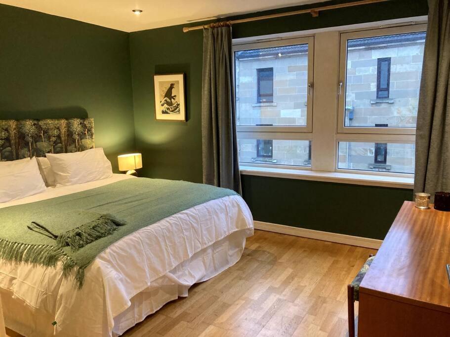 Stylish 2 Bed Accessible Flat Perfect Location Apartment Glasgow Luaran gambar