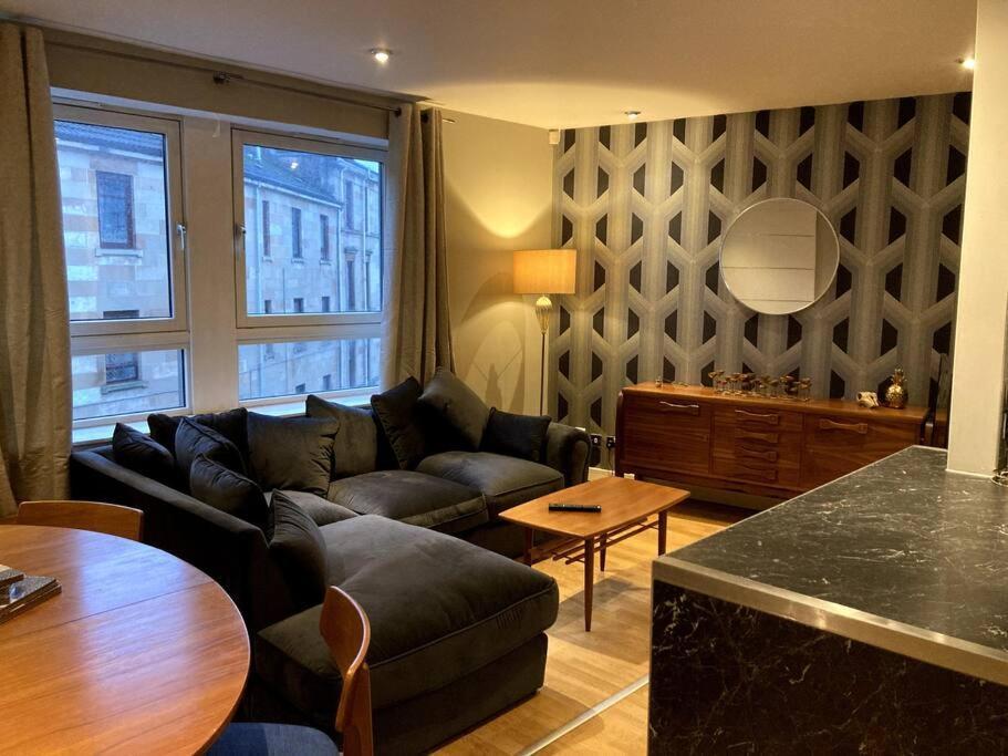 Stylish 2 Bed Accessible Flat Perfect Location Apartment Glasgow Luaran gambar